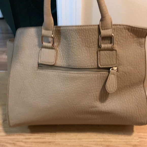 Handbag - Picture 3 of 6